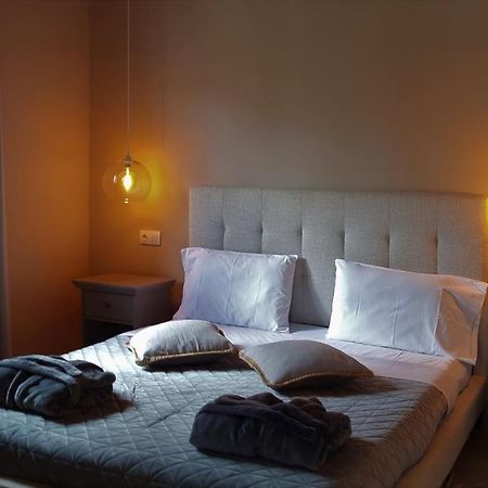 Gratelia Apartment Damnoni Extérieur photo